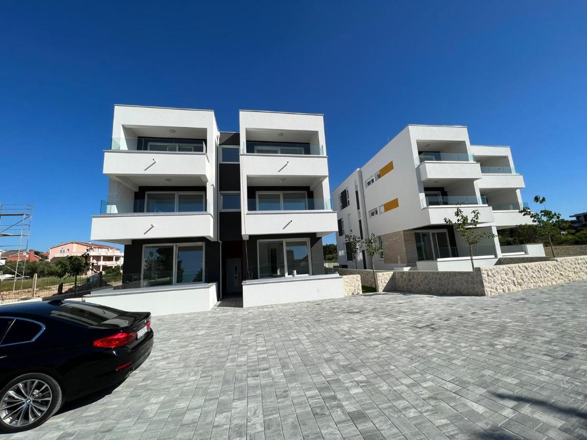 Black Pearl Novalja Exterior foto